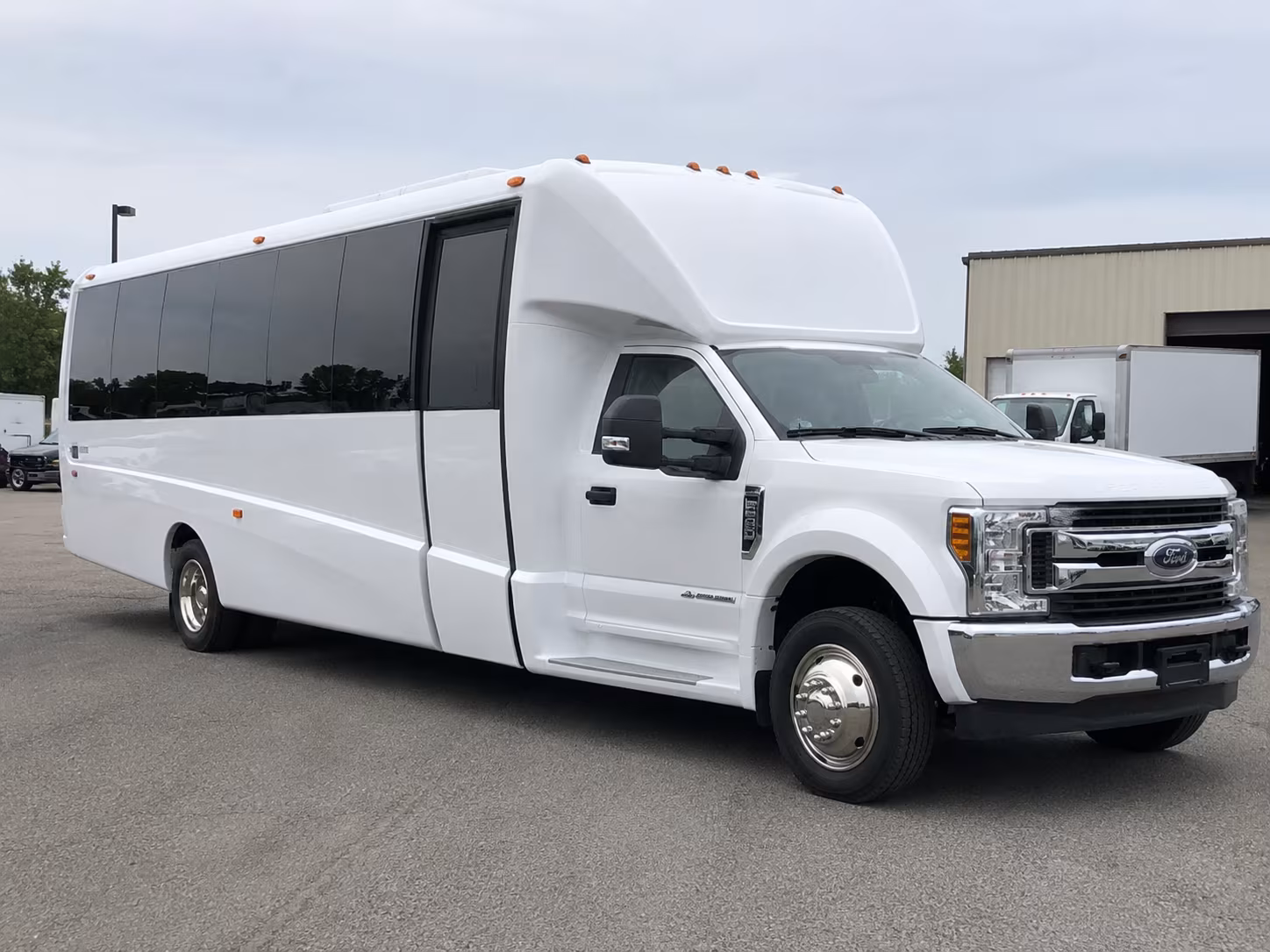 buses for hillsboro area nature center and farm field trips
