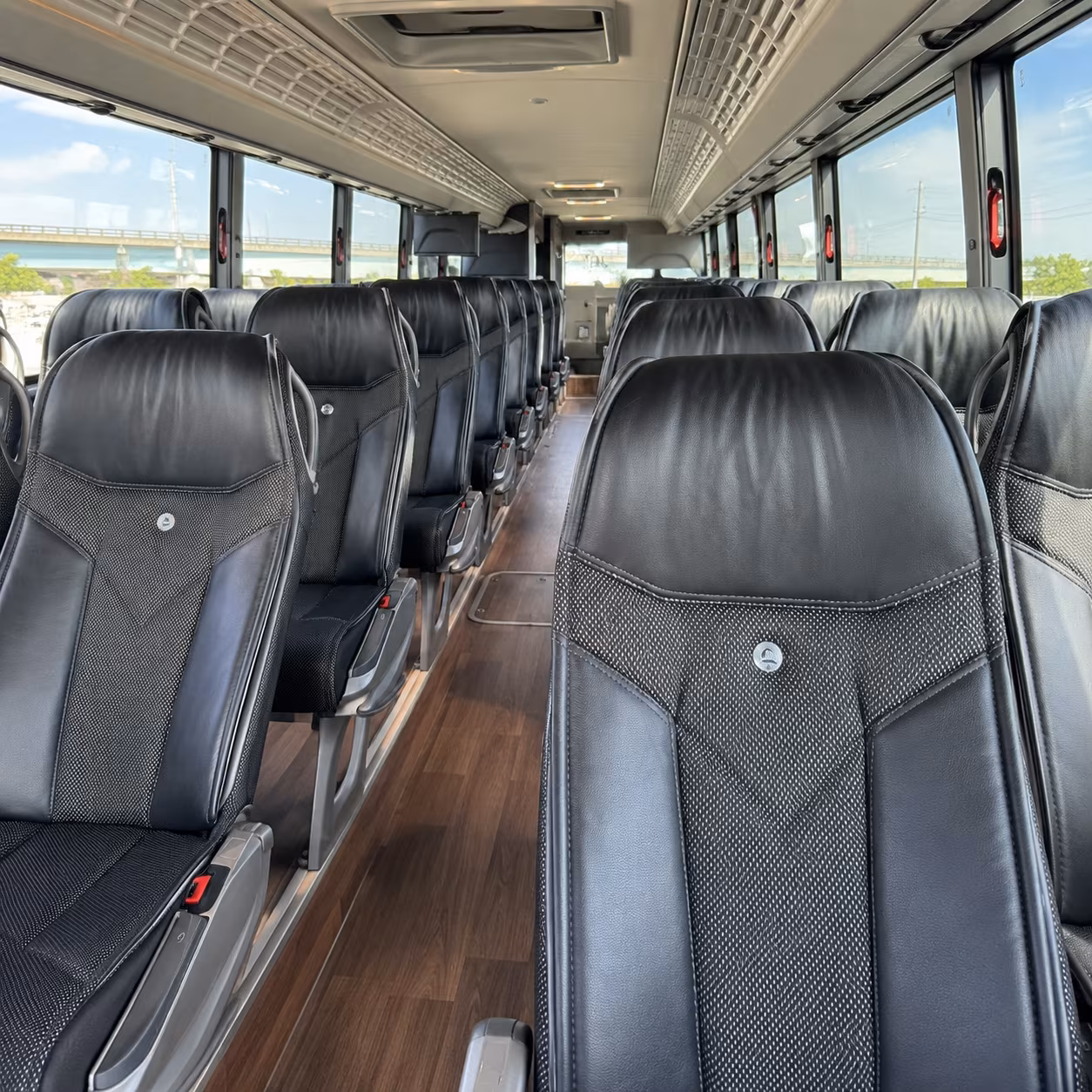 charter buses for hillsboro area government events and ceremonies