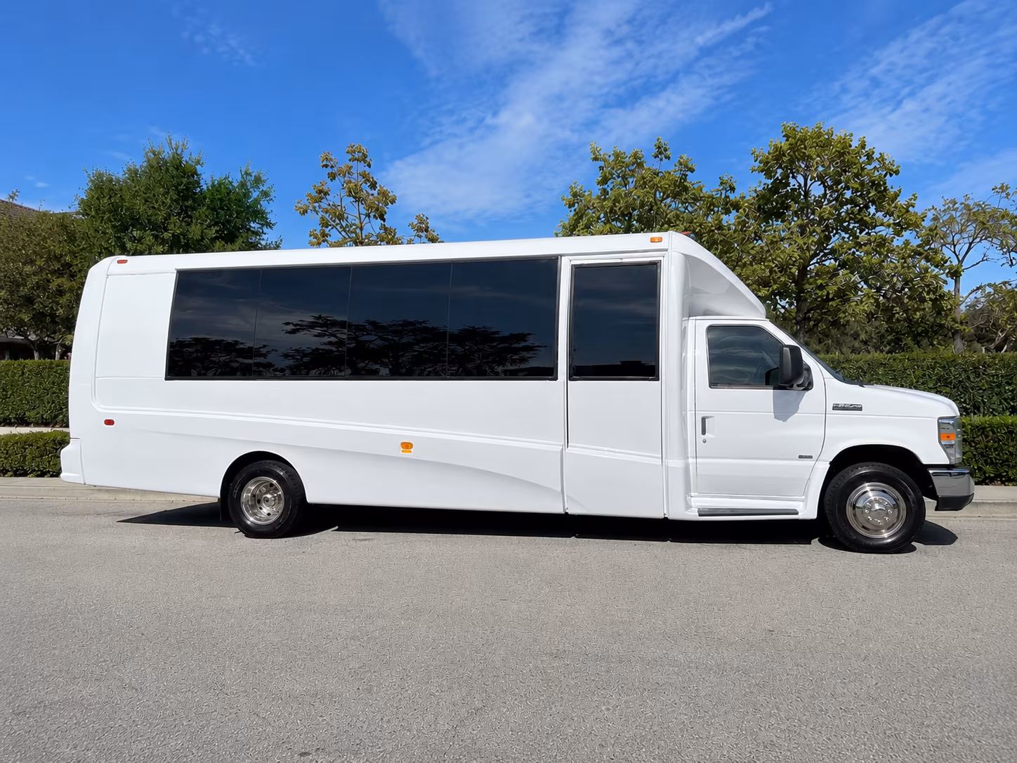 employee shuttle buses for hillsboro s tech and business campuses
