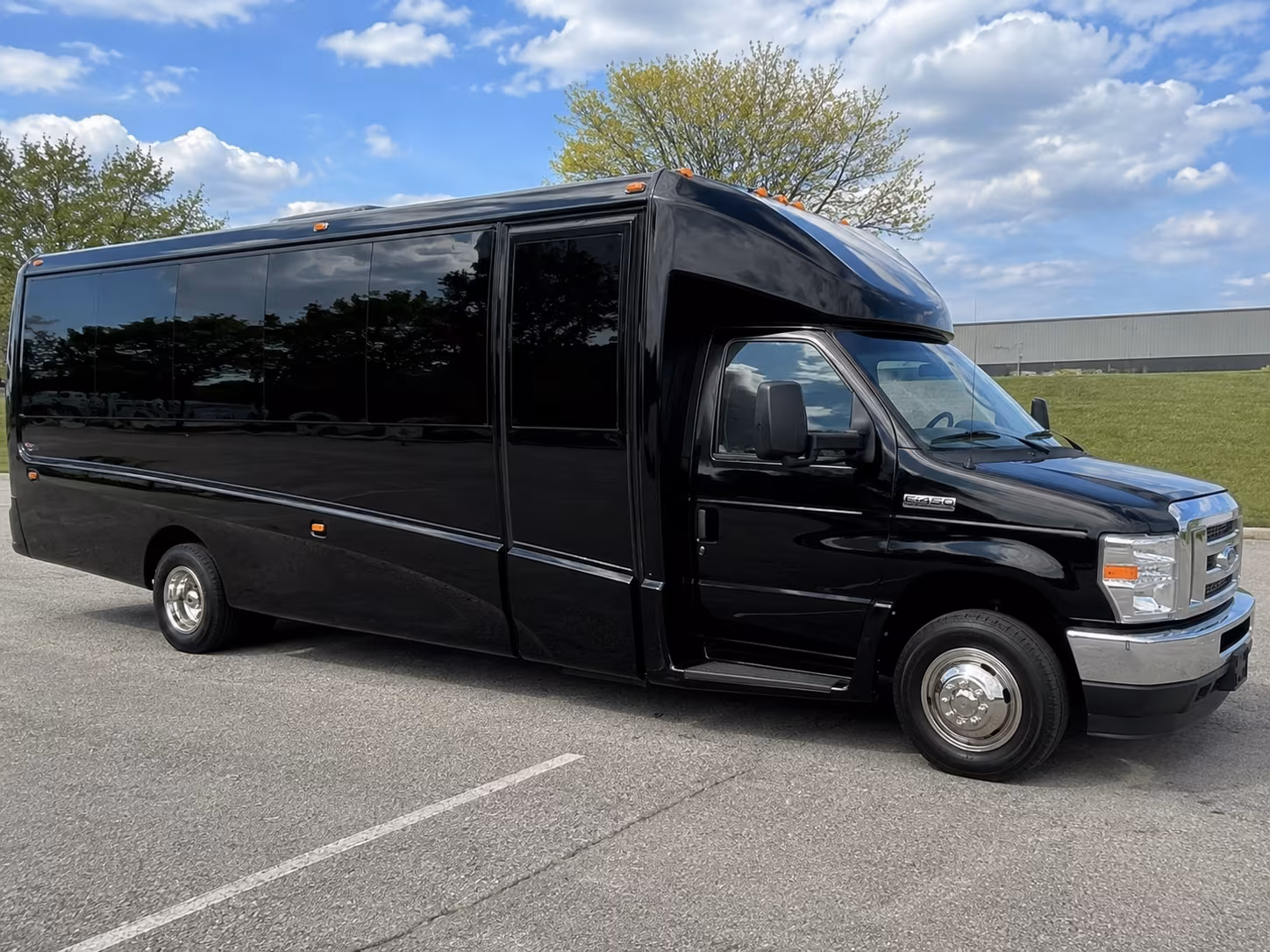 shuttle buses for hillsboro concert groups with custom stops